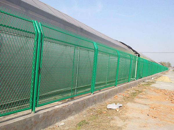 鐵路護欄網(wǎng) - 安平縣全昊金屬絲網(wǎng)制品有限公司圖片5